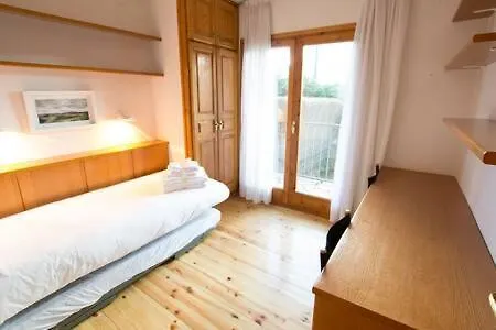 Casa Amb Jardi Apartment Alp