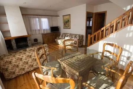Casa Amb Jardi Alp